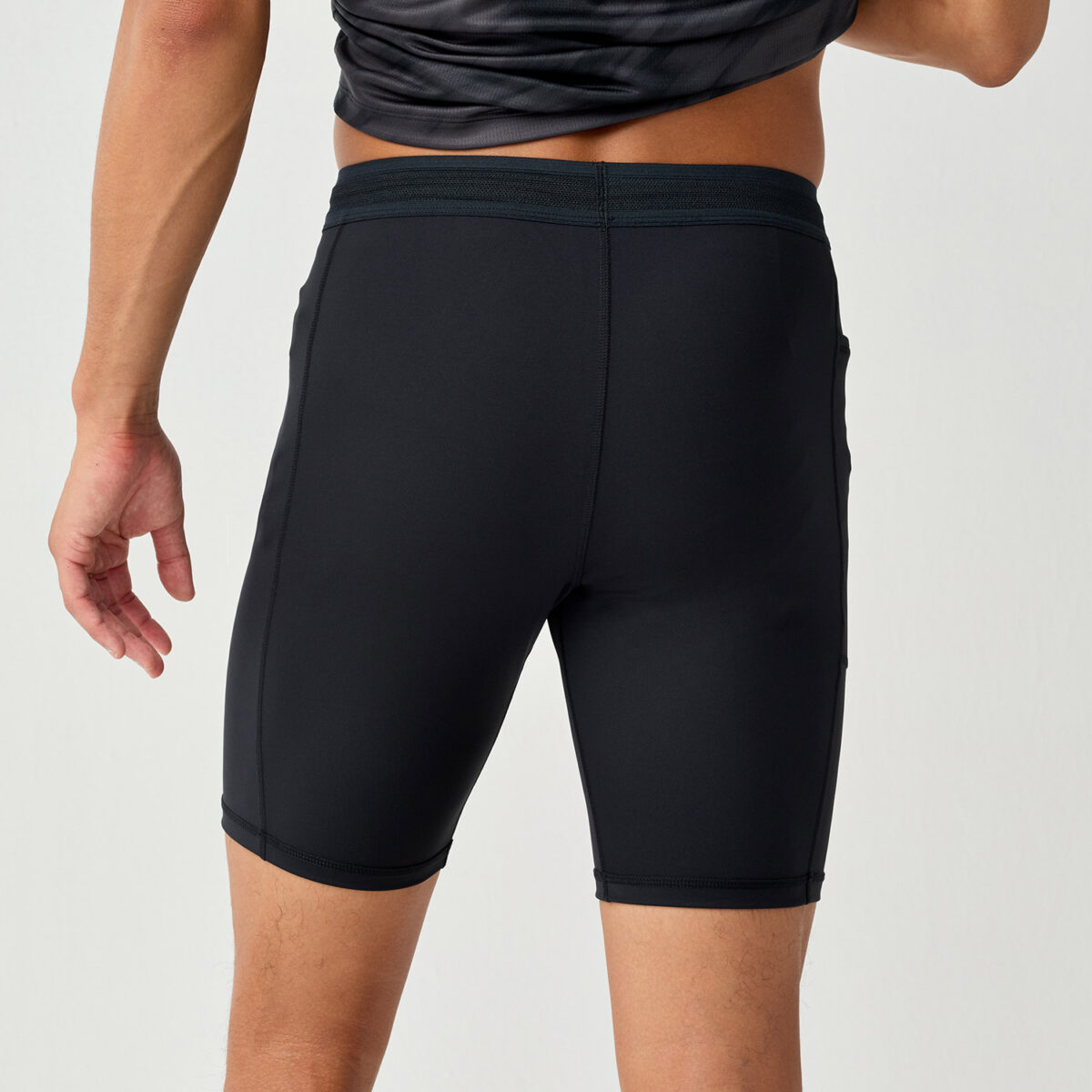 Dash Half Tight - Image 2